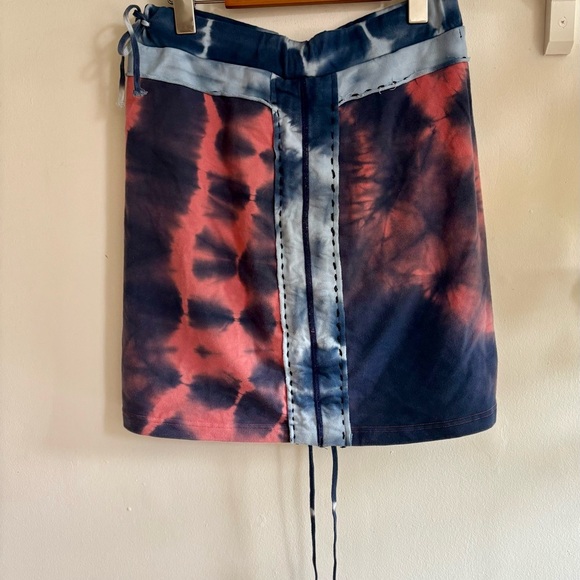Y2K Parasuco Tie-Dye Mini Skirt (S) - Picture 6 of 9